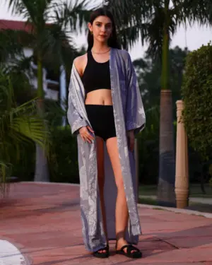 Feather light- Kaftan robe